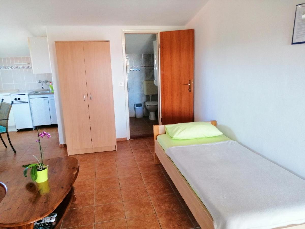 Apartments Brkovic Sukošan Zewnętrze zdjęcie