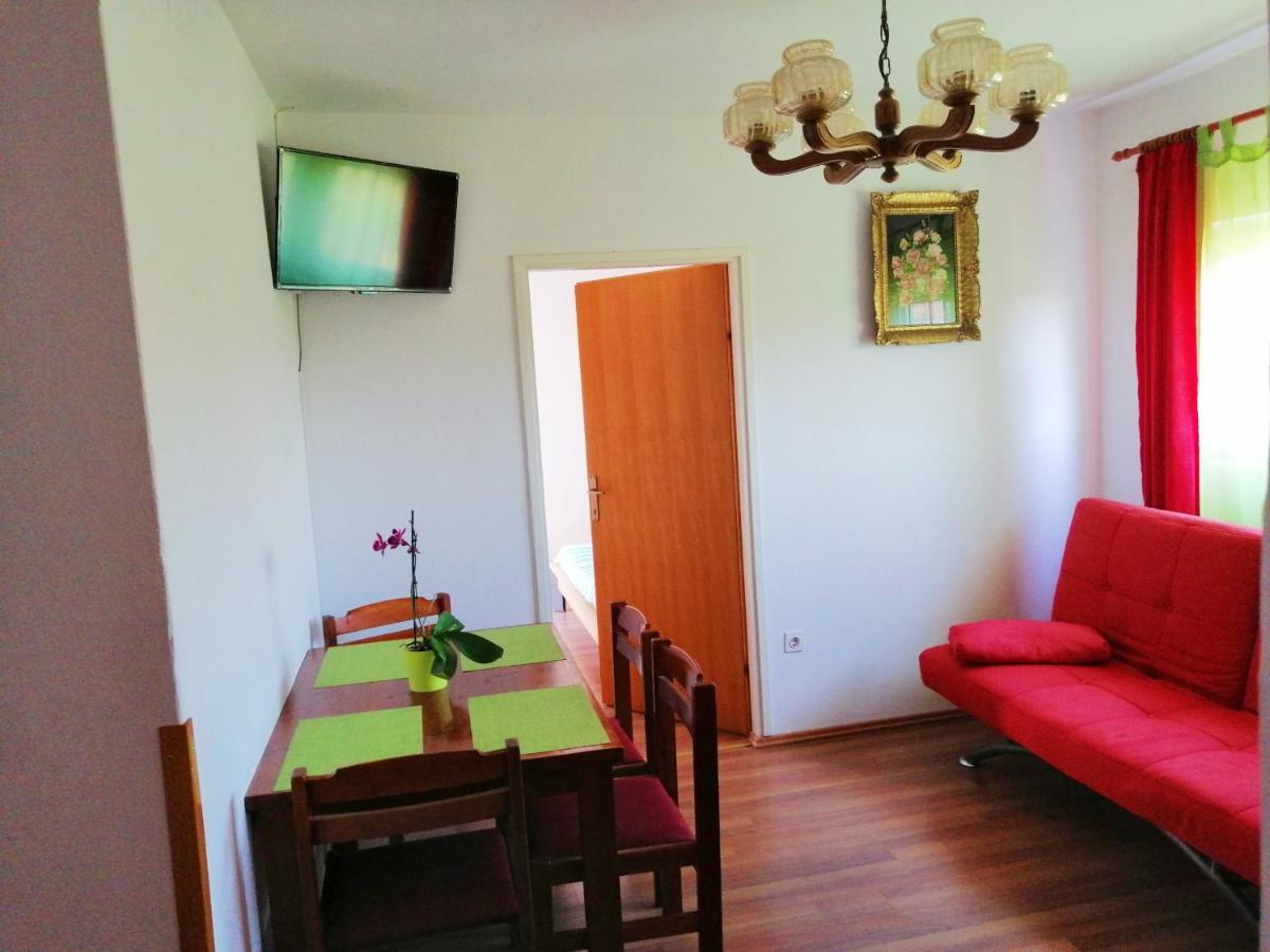 Apartments Brkovic Sukošan Zewnętrze zdjęcie