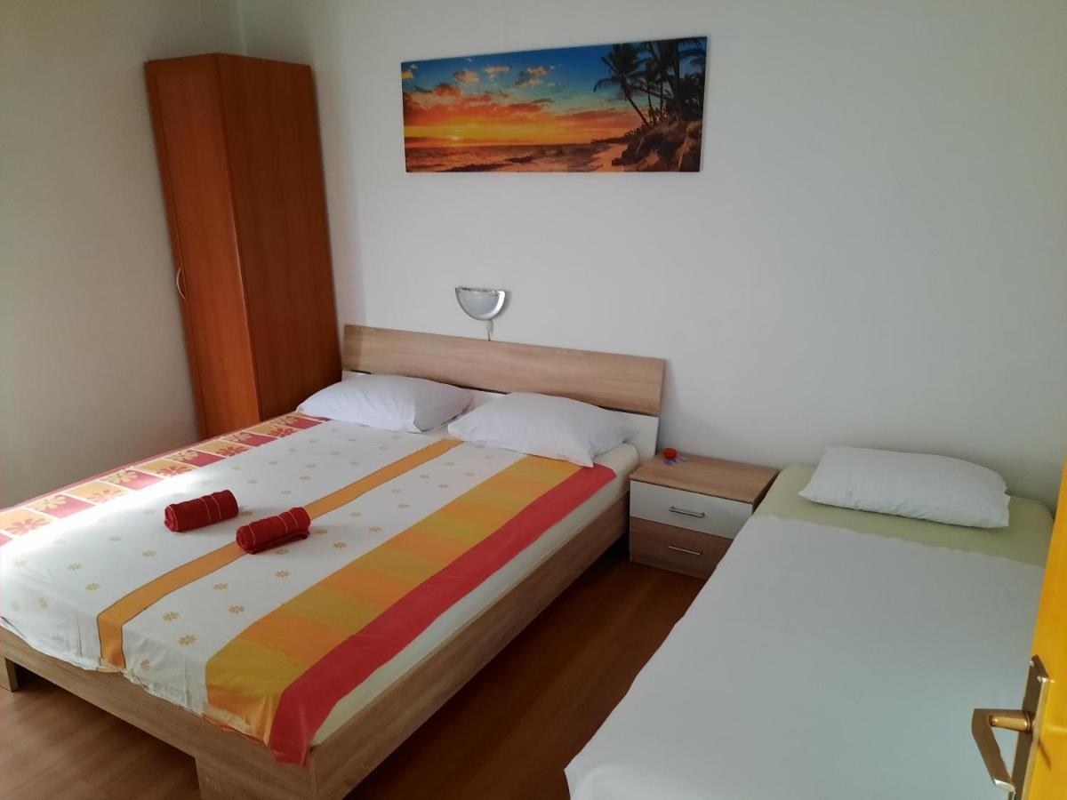 Apartments Brkovic Sukošan Zewnętrze zdjęcie